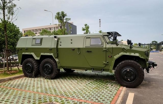चीन बुलेटप्रूफ कस्टम ऑफ रोड मिलिट्री व्हीकल 6x6 300hp युद्धक्षेत्र उपकरण की रक्षा करता है