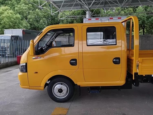 डोंगफेंग लाइट कार्गो ट्रक डबल कैब रो ट्रक बेड कार्गो लाइट्स 90Hp डीजल इंजन