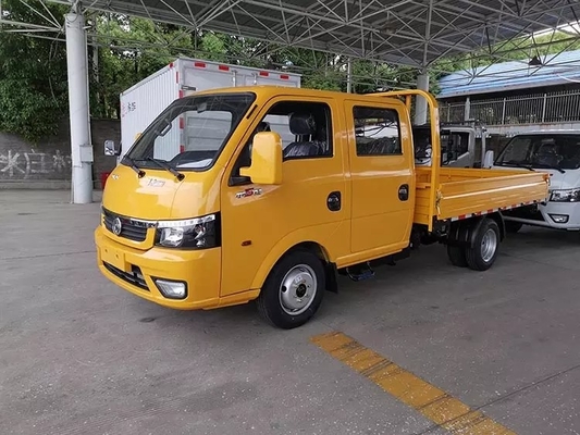 डोंगफेंग लाइट कार्गो ट्रक डबल कैब रो ट्रक बेड कार्गो लाइट्स 90Hp डीजल इंजन