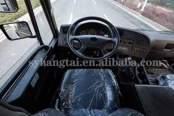 कार्मिक कैरियर 4x4 ऑफ रोड ट्रक 4x4 AWD ड्राइव फ्रंट 6 सिलेंडर इंजन 190hp