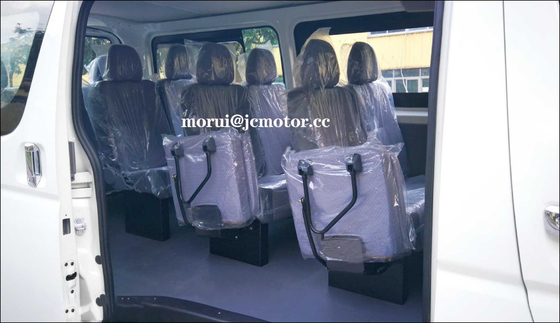 अनुकूलित 4.9 मीटर HIACE मॉडल 15 सीट टैक्सी मिनीबस शहरी यात्री परिवहन पेट्रोल इंजन कोच