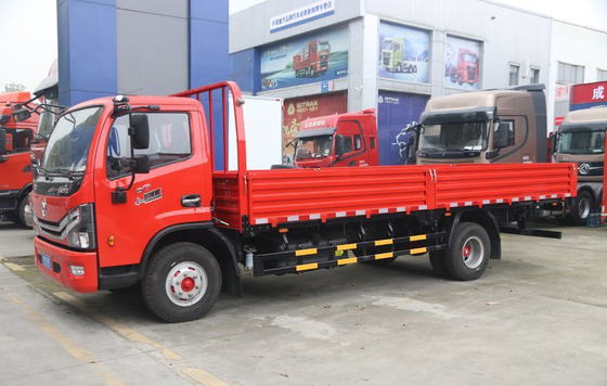 चीनी GVW 18T कॉलम प्लेट लाइट कार्गो ट्रक YUCHAI इंजन 140KW इंजन पावर
