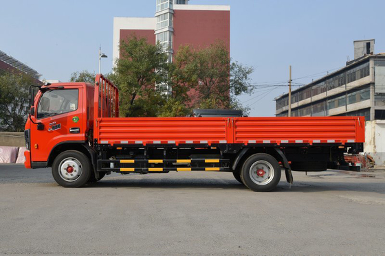 डोंगफेंग DFAC 4x2 कॉलम प्लेट कार्गो मीडियम ट्रक 190HP YUCHAI इंजन लार्ज टन रियर एक्सल
