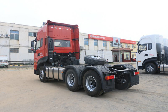 माल परिवहन के लिए डीजल डोंगफेंग ट्रैक्टर ट्रक 560hp मैक्स टॉर्क 2650N.m