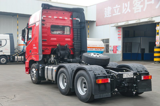 560HP डीजल पावर ट्रैक्टर यूरो 6 एमिशन डोंगफेंग ट्रैक्टर हेड