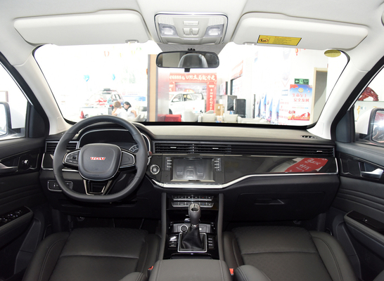 चीन VGV 4 डोर SUV 1.5T गैसोलीन पावर 6MT 7 सीट्स मैक्स स्पीड 175km/h